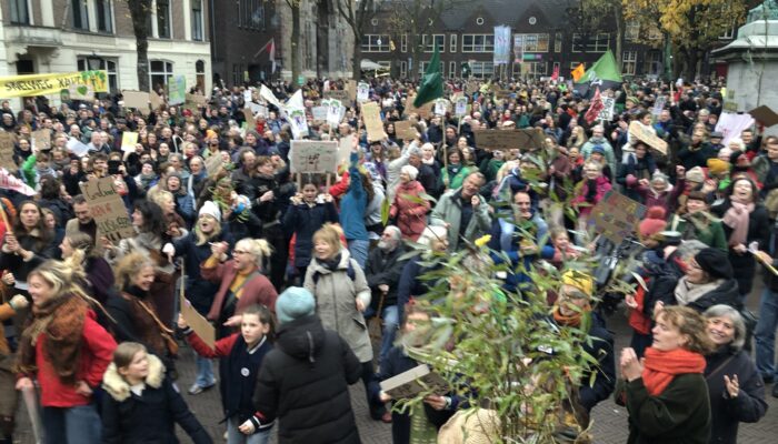 Manifestatie Amelisweerd 16 november 2024 Domplein. Foto Rob Huibers.